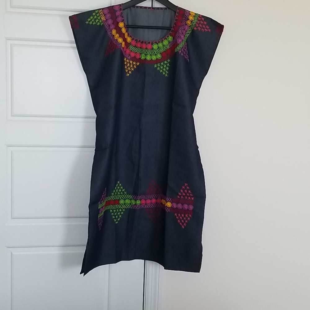 HANDMADE DRESSES #ARTESANAL - Picture 3 of 4